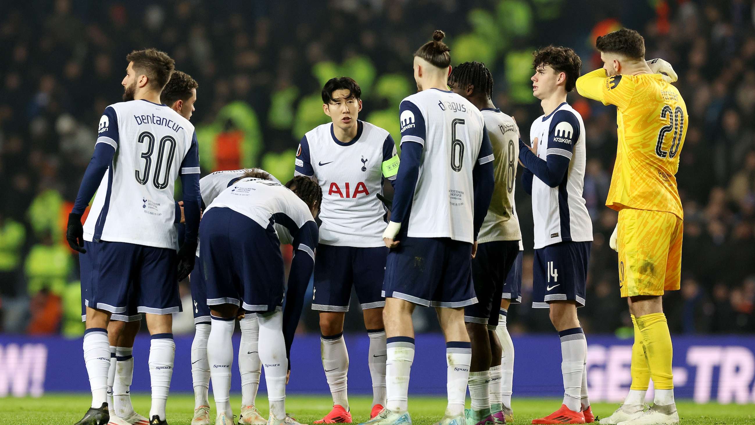 气氛让人屏 气氛让人屏