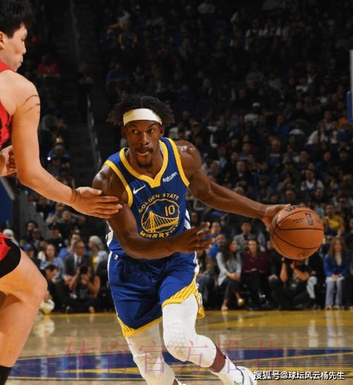 勇士119-97轻取开拓者 梅尔顿23分闪耀全场 杨瀚森替补登场无碍离场 勇士119-97轻取开拓者 梅尔顿23分闪耀全场 杨瀚森替补登场无碍离场